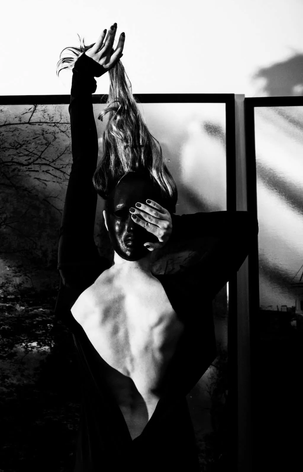 Armor without a knight / Regalia without a monarch preview 2